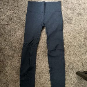 Navy Lululemon Cropped Leggings